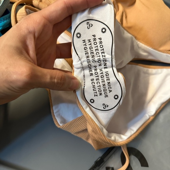 Chic Camel Ribbed Bikini Set - Picture 2 of 3